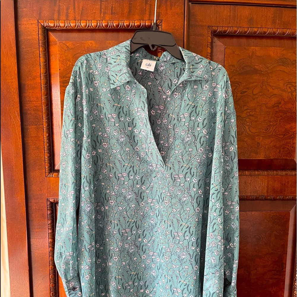 Cabi Breezy Floral Tunic